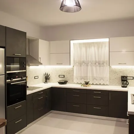 George Farm Land וילה