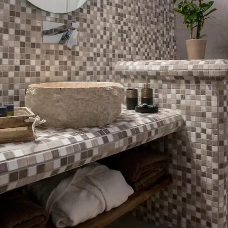 Villa George Farm Land *