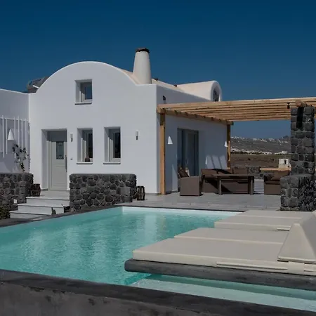 George Farm Land * Karterados (Santorini)